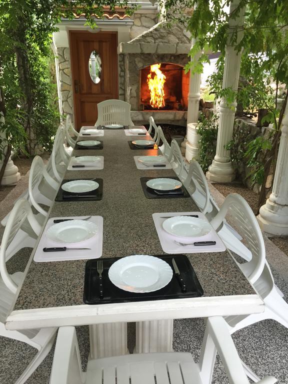 Apartments Markas Malinska Ngoại thất bức ảnh