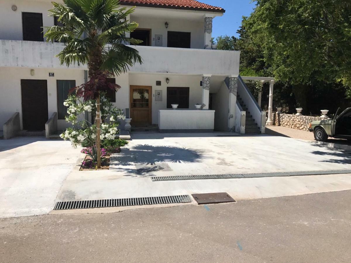 Apartments Markas Malinska Ngoại thất bức ảnh